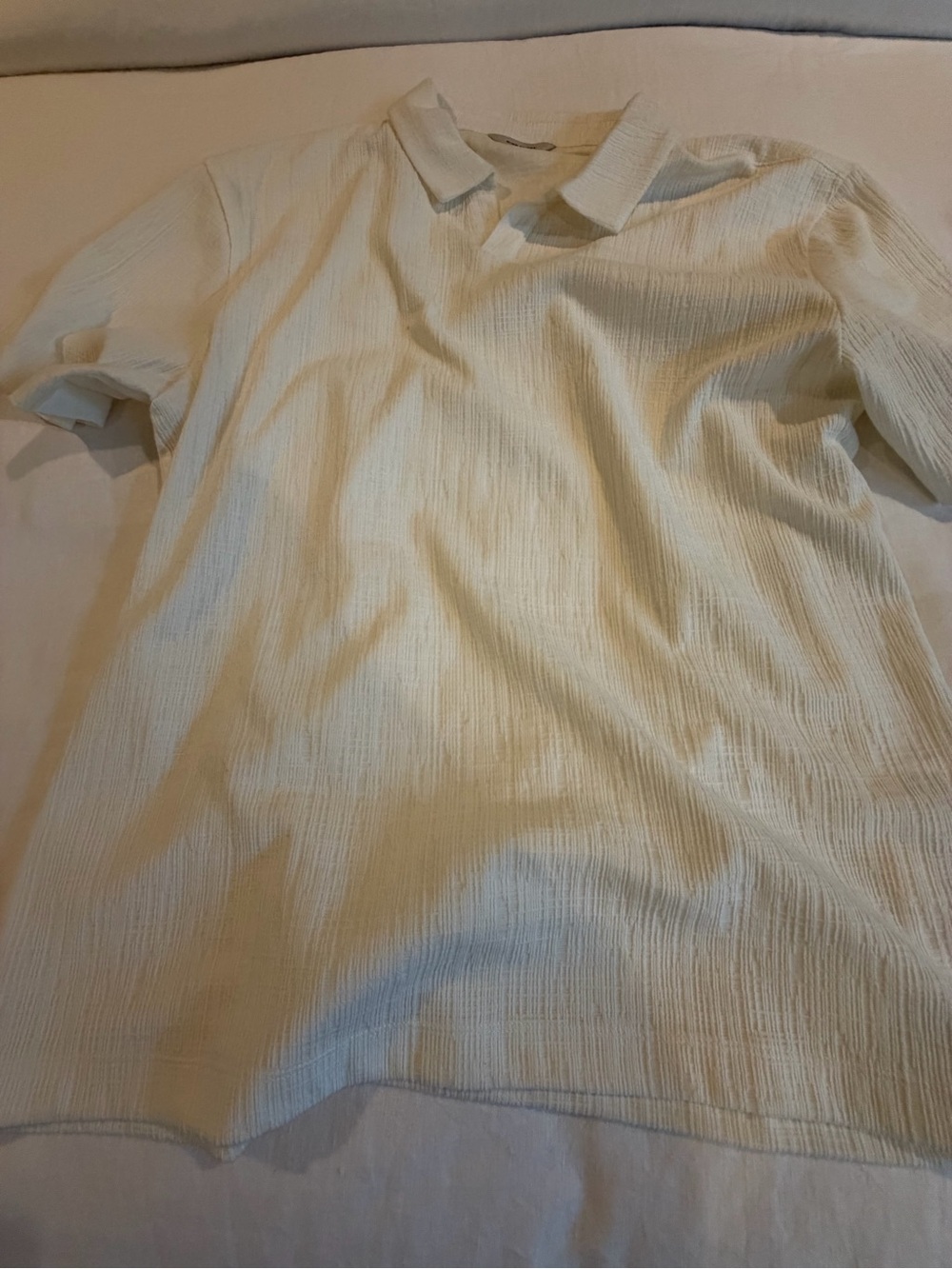 Men's Cream Textured Short-Sleeve Polo - Lightweight Everyday Style